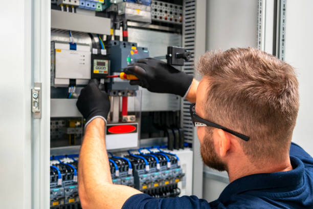 Best Licensed Electrician  in Hendersonville, NC